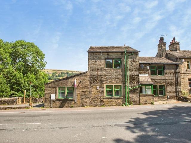 House for sale in Ripponden, West Yorkshire