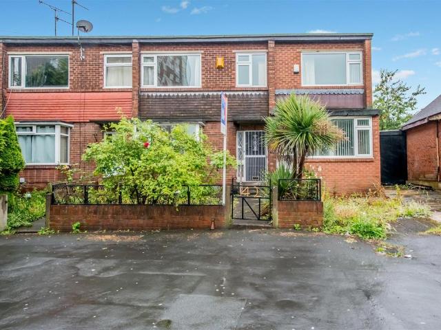 House for sale in Wiring Field, Leeds