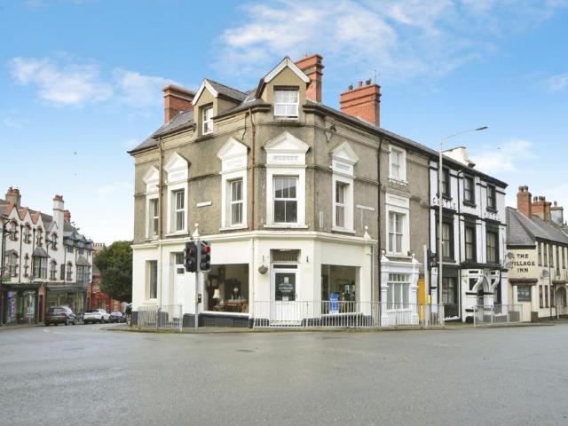 House for sale in Llanfairfechan, Wales