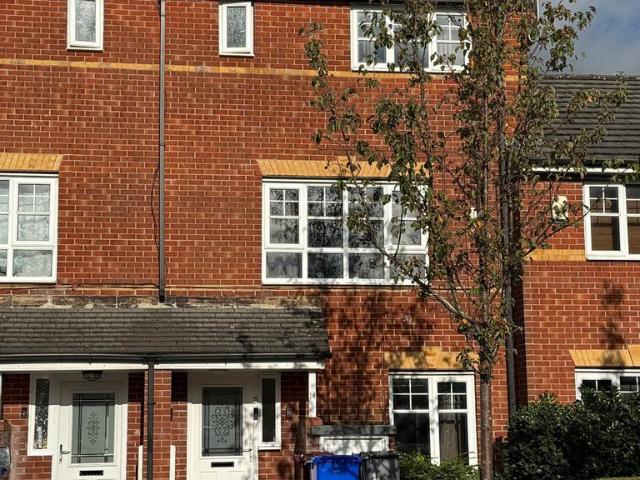 House for sale in Georgia, Greater Manchester