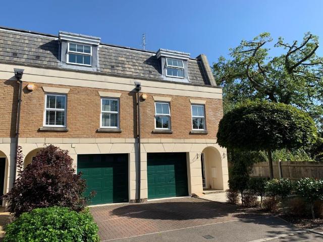 House for sale in Blackhills, Surrey