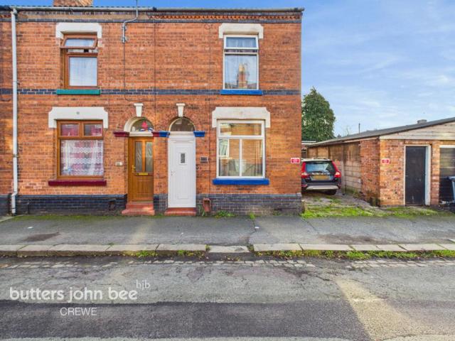 House for sale in Hammond Street