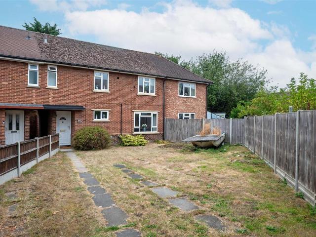 House for sale in Magdalen Estate, Stokesby