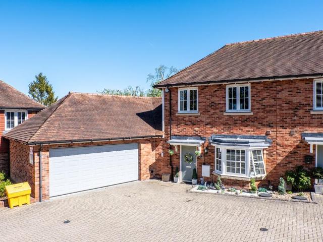 House for sale in Midway, Kent