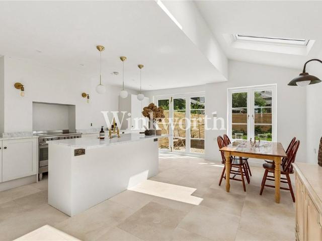 House for sale in Greater London