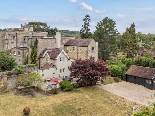 House for sale in Littlecote, West Sussex