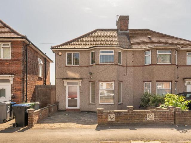 House for sale in Greater London