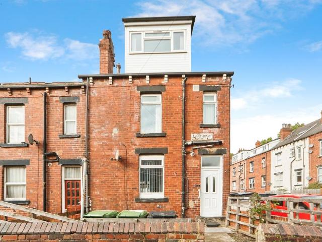 House for sale in Harehills, West Yorkshire