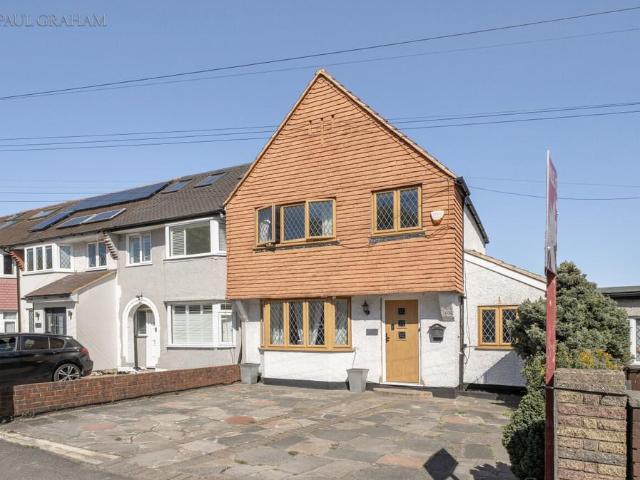 House for sale in The Wrythe, Greater London