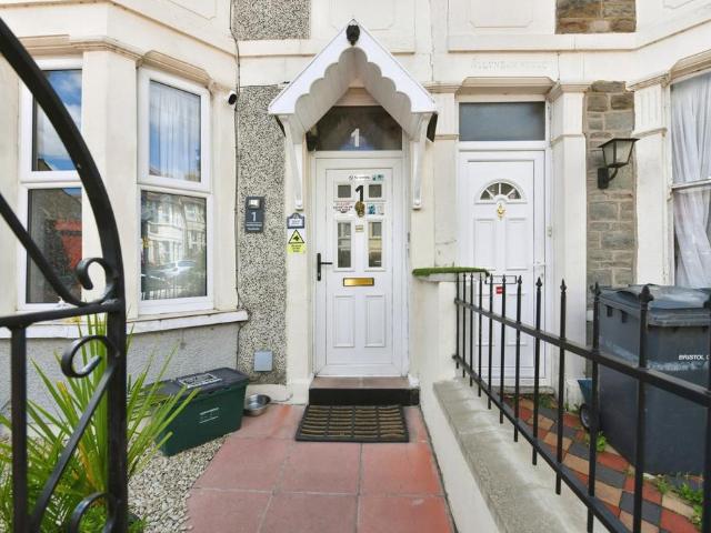 House for sale in Feckenham, City Of Bristol