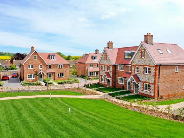 House for sale in Lavant, Littlecote