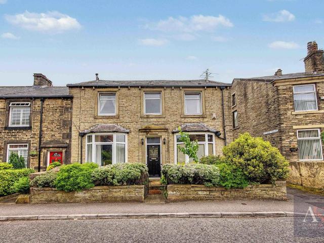 House for sale in Clough, Burnedge