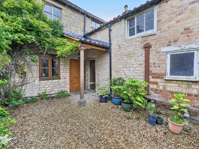 House for sale in Barholm, Lincolnshire