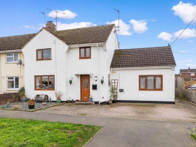 House for sale in Crookhill, Worcestershire