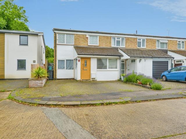 House for sale in St Albans, Five Acres
