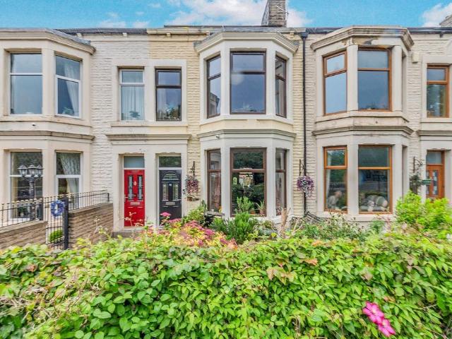 House for sale in Enfield, Backburn
