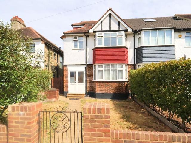 House for sale in Elmers End, Greater London