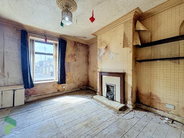 House for sale in Knowle Fold, Darwen