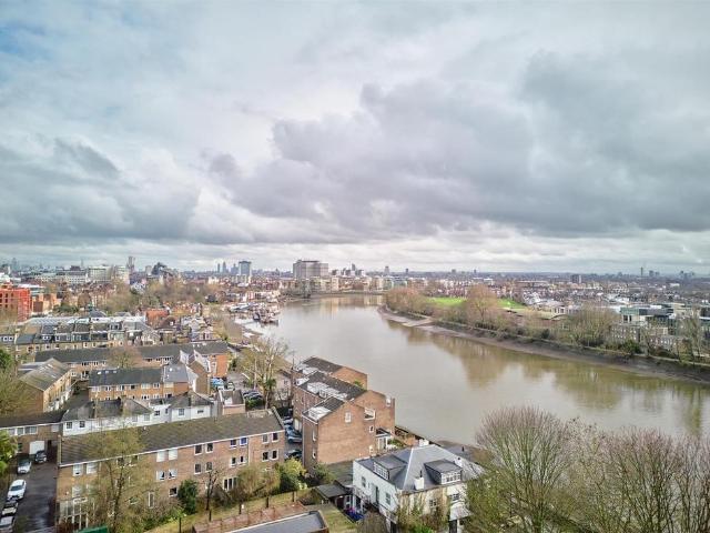 House for sale in Hammersmith, Greater London