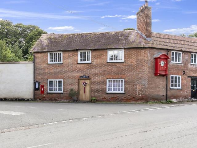 House for sale in Coombelake, Budlake