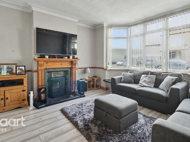 House for sale in Greater London