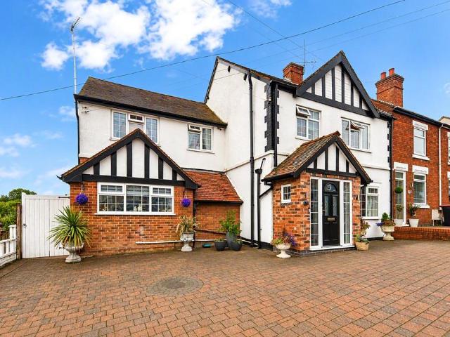 House for sale in Grendon, North Warwickshire