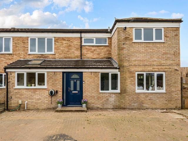 House for sale in Lower Green Esher, Blackhills