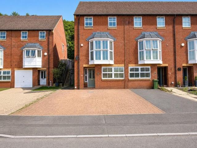 House for sale in Llantrisant, Wales