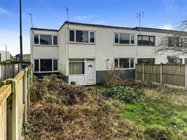 House for sale in Manor Farm Estate, West Midlands