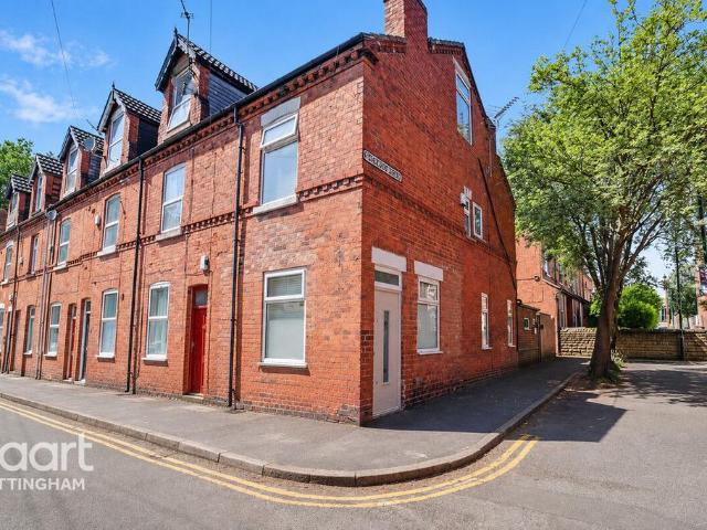 House for sale in Old Lenton, Haddon