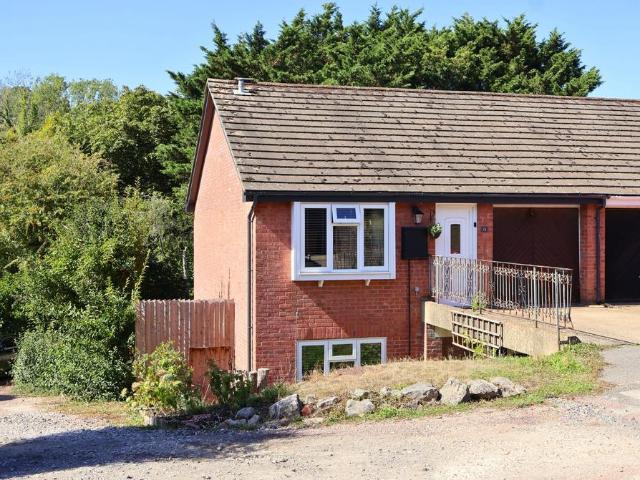 House for sale in Bolton Low Houses, Hampshire