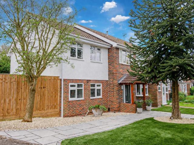 House for sale in Berrick Salome, Oxfordshire