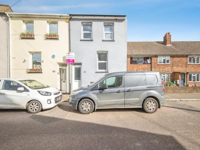 House for sale in Dale Hill, Essex