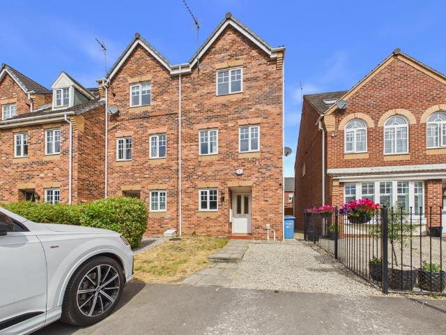 House for sale in Kingswood, Hull