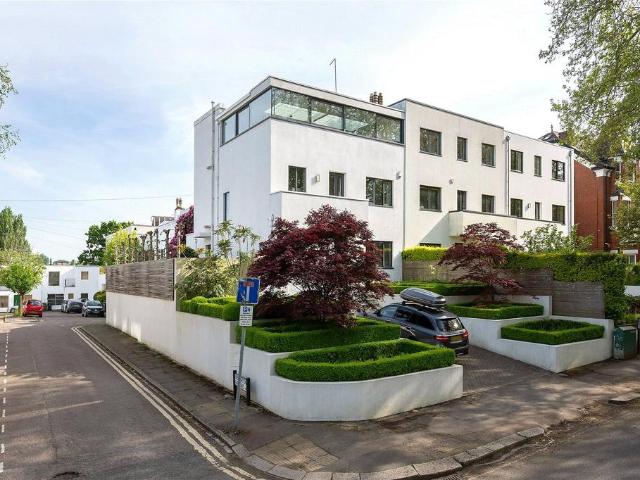House for sale in Shepherd's Hill, Crouch End