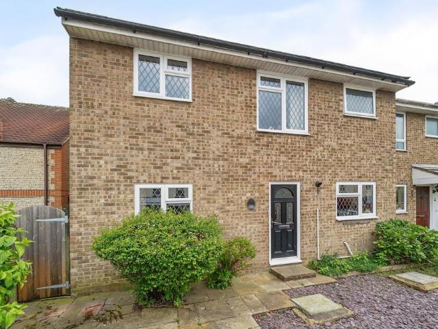 House for sale in Littlecote, West Sussex