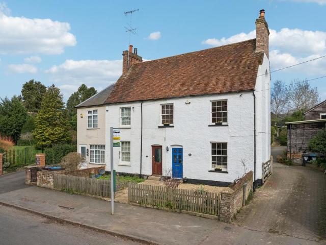 House for sale in Pouchen End, Hertfordshire