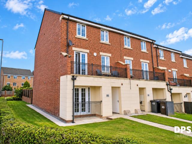 House for sale in New Forest, Leeds
