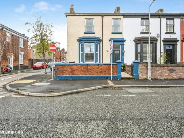 House for sale in Cowley Hill, St Helens