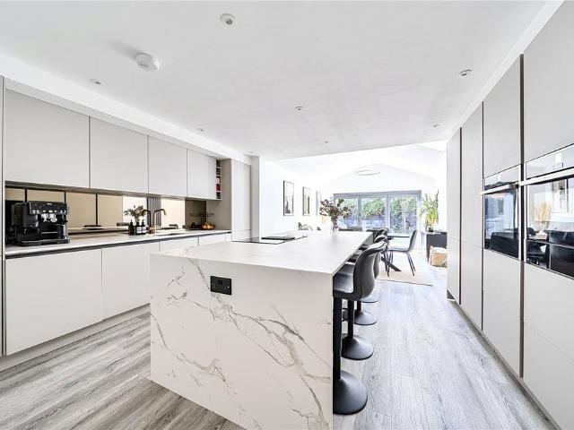 House for sale in Dunton Green, Sevenoaks