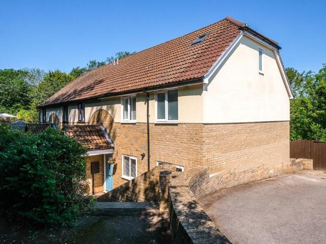 House for sale in Midway, Kent