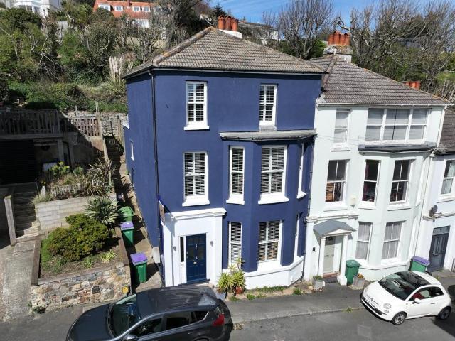 House for sale in Golden Valley, Folkestone