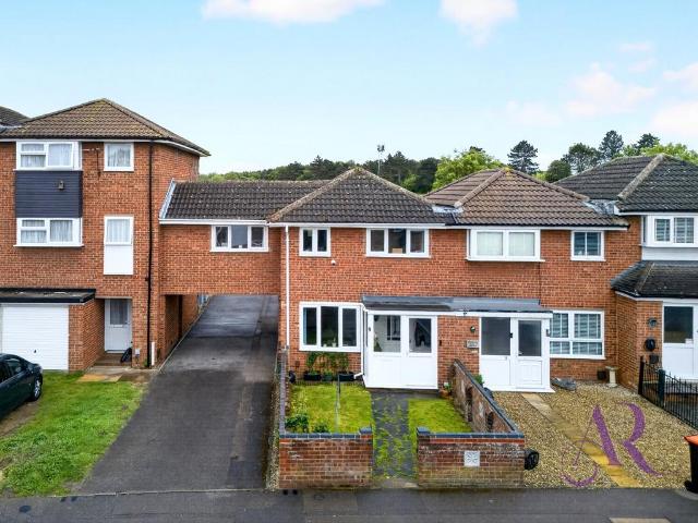 House for sale in Poets Estate, Newport Pagnell