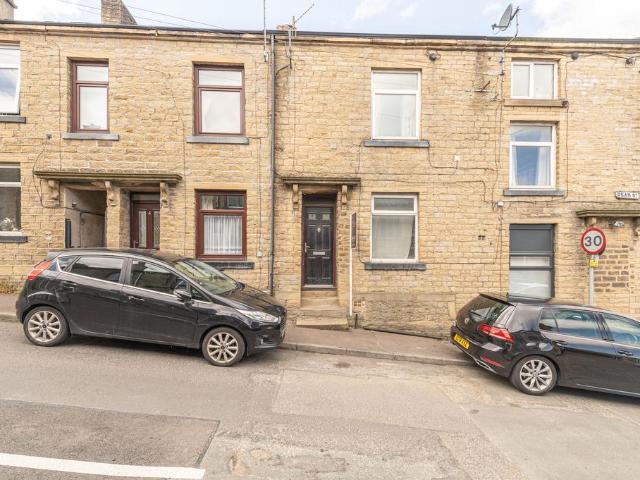 House for sale in West Vale, West Yorkshire
