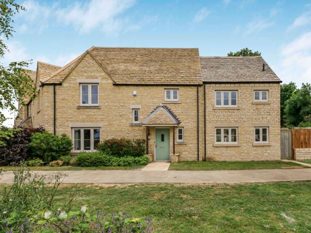 House for sale in Badgeworth, Pamington