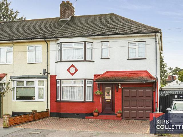 House for sale in Broxbourne, Hertfordshire