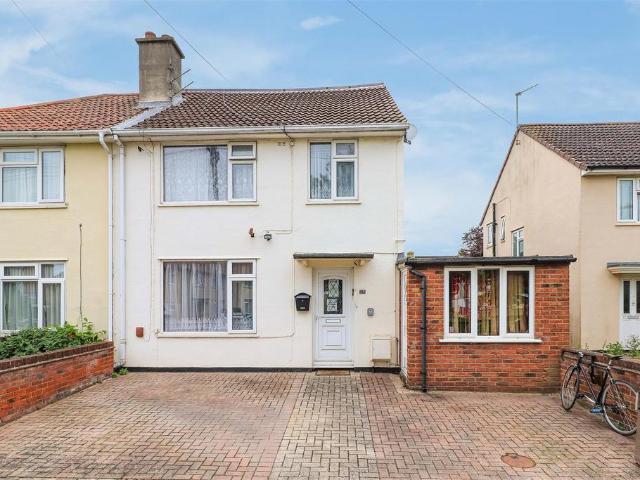 House for sale in Barnwell, Arbury