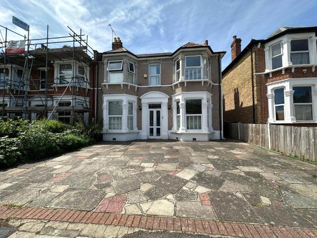 House for sale in London Borough of Lewisham, Greater London