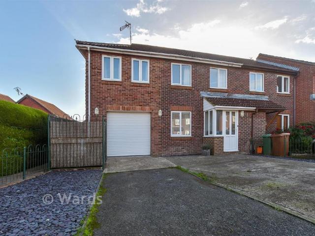 House for sale in Cranbrook & Sissinghurst, Sandown Park