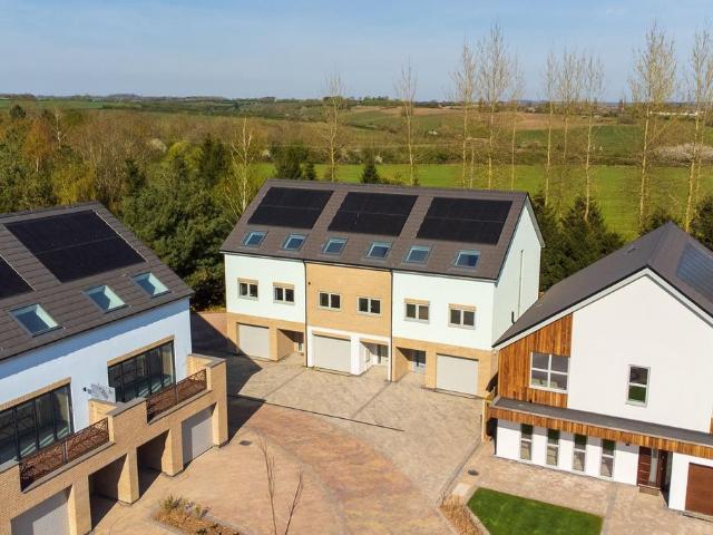House for sale in Brentingby, Leicestershire